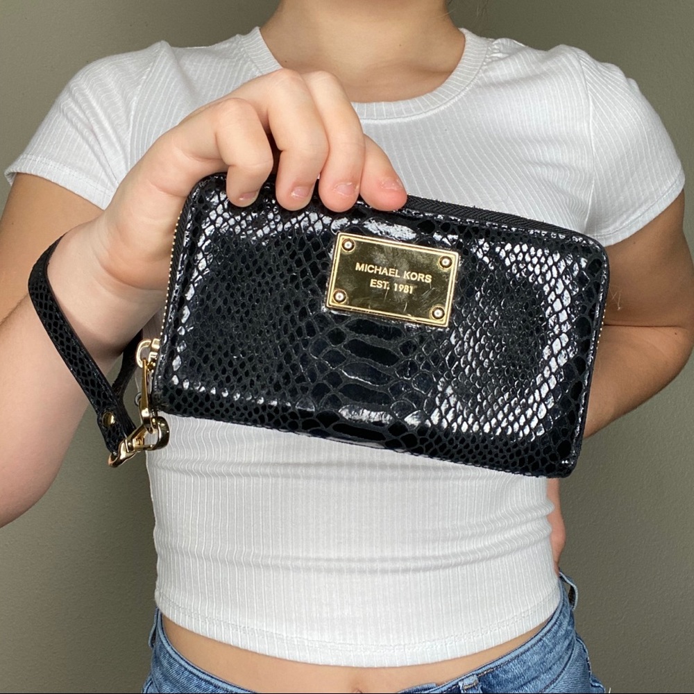 ♥️MICHAEL KORS WALLET♥️